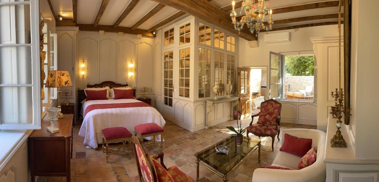Gite De L'Antiquaire Au Coeur De La Citadelle Blaye Esterno foto